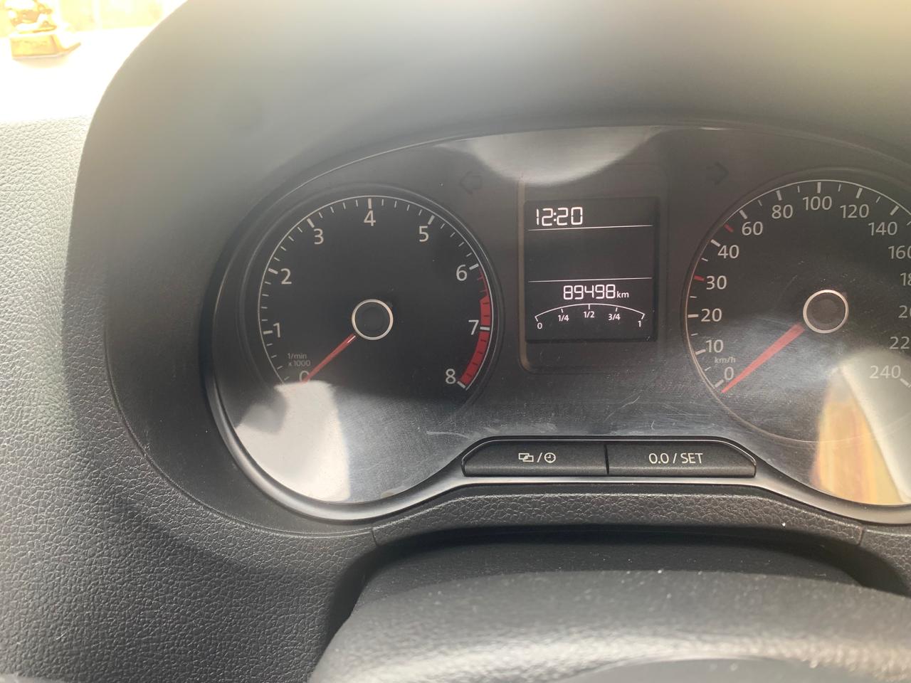 Volkswagen Polo(2012-2014) Comfortline 1.2l P